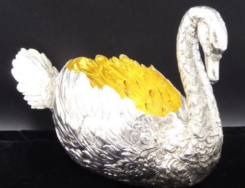 LARGE STUNNING SILVER SWAN CENTER PIECE - ADDITIONAL PHOTO 5