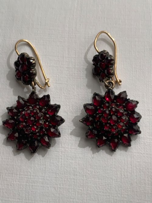 BOHEMIAN GARNET ROSE CUT ANTIQUE EARRINGS - ADDITIONAL PHOTO 3