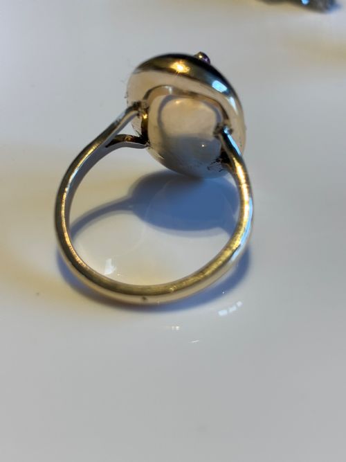 VICTORIAN GARNET CABOCHON ANTIQUE FLY RING - ADDITIONAL PHOTO 2