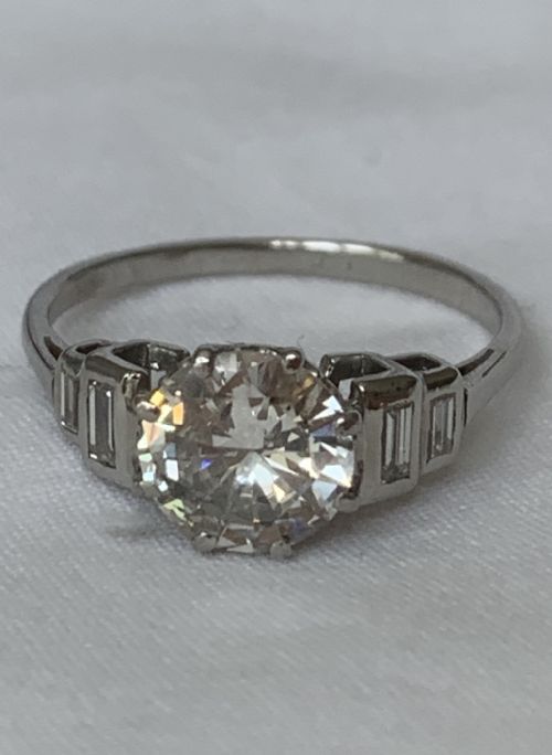 PLATINUM AND DIAMOND ART DECO ENGAGEMENT RING - ADDITIONAL PHOTO 4