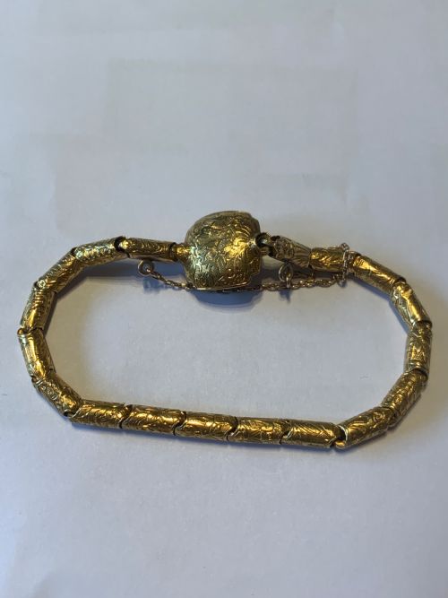 VICTORIAN 18CT GOLD CEYLON SAPPHIRE AND OPAL BRACELET - ADDITIONAL PHOTO 1