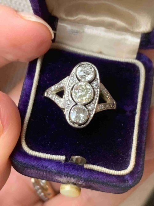 DIAMOND ANTIQUE PANEL RING - ADDITIONAL PHOTO 8