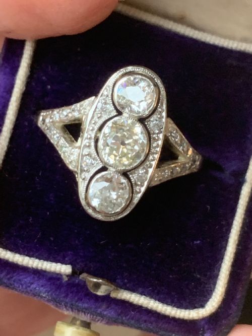 DIAMOND ANTIQUE PANEL RING - ADDITIONAL PHOTO 9