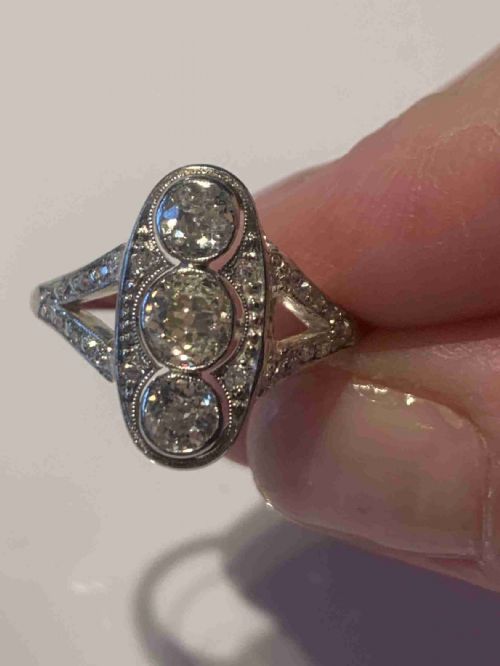 DIAMOND ANTIQUE PANEL RING - ADDITIONAL PHOTO 6