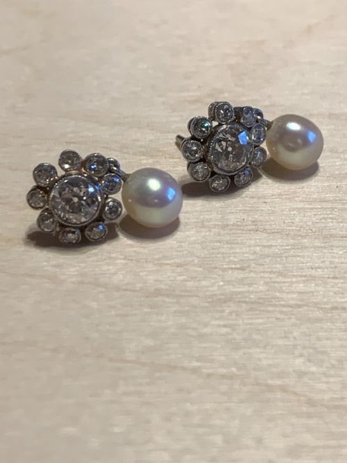 NATURAL PEARL AND 25CT DIAMOND EARRINGS - ADDITIONAL PHOTO 4