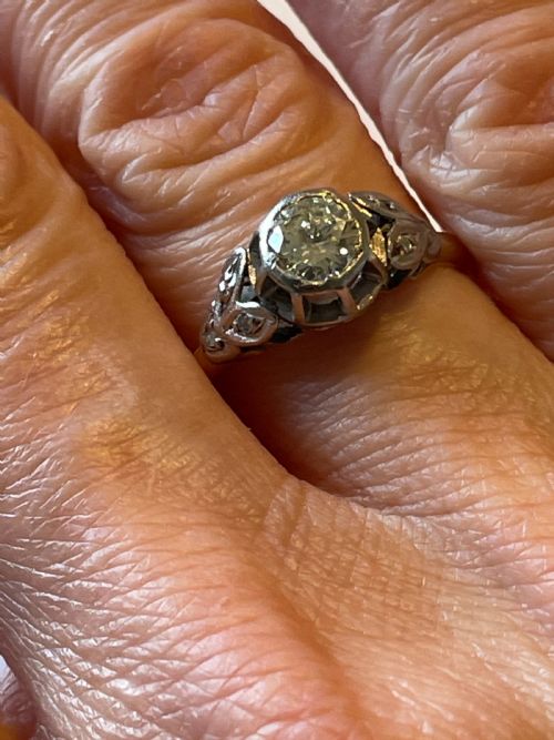 ART DECO 08CT DIAMOND RING - ADDITIONAL PHOTO 2