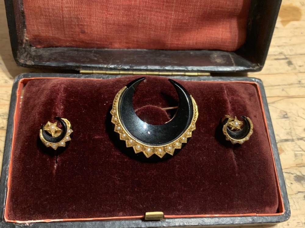 Victorian Crescent Moon and Star Jet Earring and Brooch Set View II
