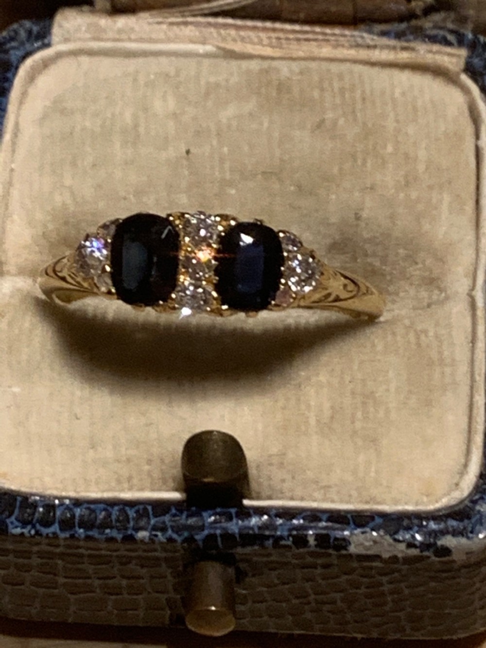 Antique Sapphire and Diamond 18ct Gold Ring