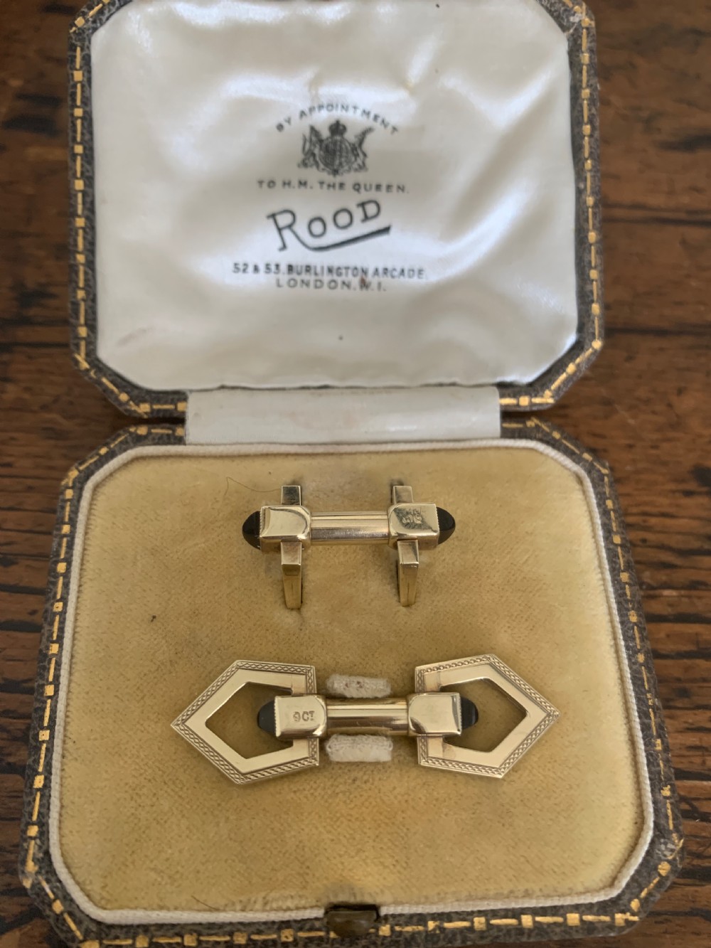 Art Deco 9ct Gold Onyx Cufflinks
