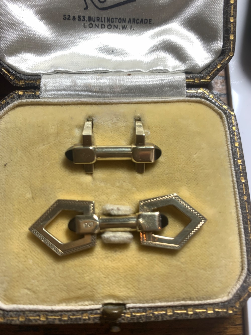 Art Deco 9ct Gold Onyx Cufflinks View II