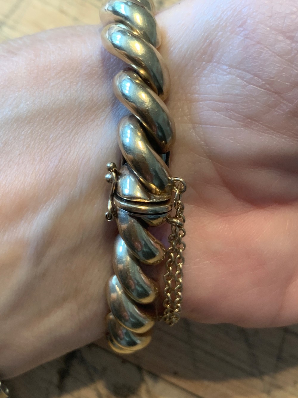 Vintage 1960s Bracelet View II