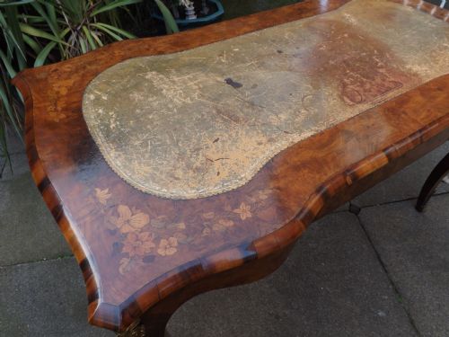 C19TH BURRWALNUT AND FLORAL MARQUETRY INLAID ORMOLUMOUNTED 'BUREAU PLAT' OR WRITING TABLE - ADDITIONAL PHOTO 12