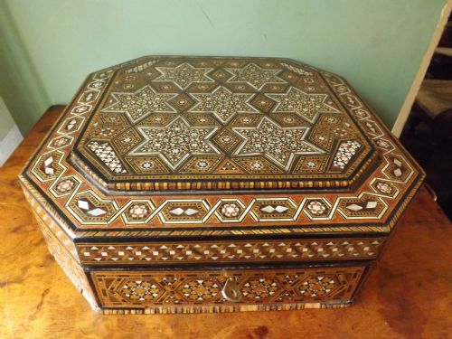 Early C20th Inlaid Syrian Jewellery Casket.