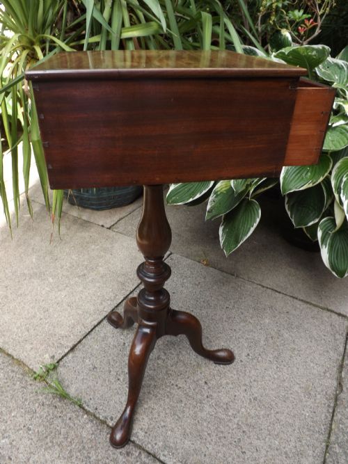 LATE C18TH GEORGE III PERIOD MAHOGANY TRIPODBASE TABLE OF UNUSUAL FORMAT - ADDITIONAL PHOTO 9