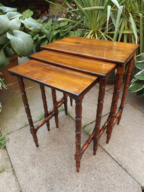 Set of 3 C19th George IV Period Rosewood Graduated Nesting Tables.