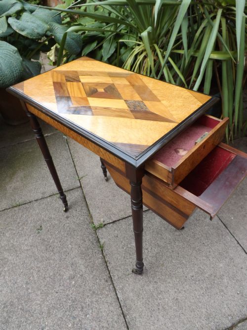 FINE EARLY C19TH REGENCY PERIOD LADIES 'WORKTABLE' INLAID WITH SPECIMEN WOOD VENEERS - ADDITIONAL PHOTO 4