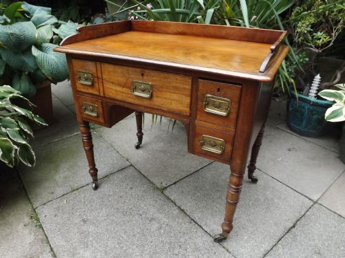 C19th George IV Period Scottish Mahogany Knee-hole Dressing Table / Writing Table