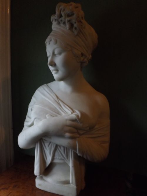 fig 2. C19th carved white statuary marble bust of Madame Juliette Recamier after the original study by Joseph Chinard.