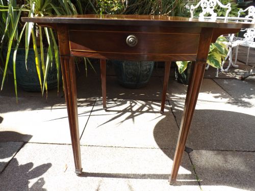 LATE C18TH GEORGE III PERIOD MAHOGANY OVAL PEMBROKE TABLE - ADDITIONAL PHOTO 5