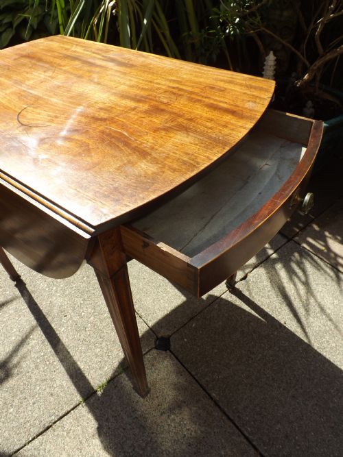 LATE C18TH GEORGE III PERIOD MAHOGANY OVAL PEMBROKE TABLE - ADDITIONAL PHOTO 12