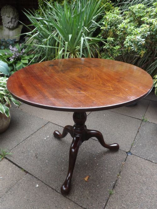 C18th George III Period Mahogany Tripod Base Tip- Top Tea or Supper Table.
