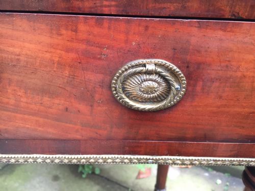 C19TH WILLIAM IV PERIOD MAHOGANY KNEEHOLE DRESSING OR WRITING TABLE - ADDITIONAL PHOTO 7
