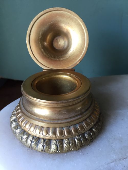 C19TH FRENCH ONYX MARBLE AND ORMOLU BRONZE INKSTAND - ADDITIONAL PHOTO 7
