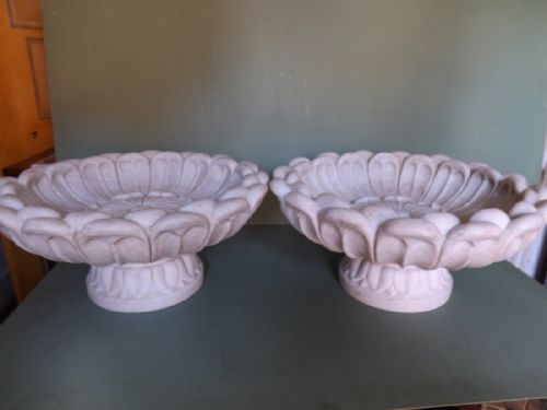 Pair of Late C19th/early C20th Indian Murghal-style Carved White Marble Rose-water Dishes or Tazzas.