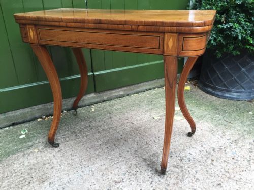 EARLY C19TH REGENCY PERIOD INLAID ROSEWOOD FOLDOVER CARD OR GAMING TABLE RAISED ON SABRE LEGS - ADDITIONAL PHOTO 2