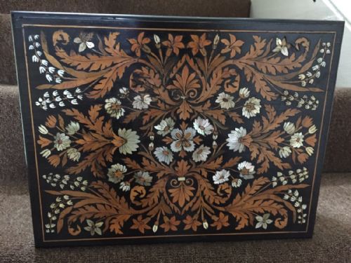 fig 1. C19th Italian ebony casket with fruit-wood, bone and motherofpearl shall marquetry inlay.
