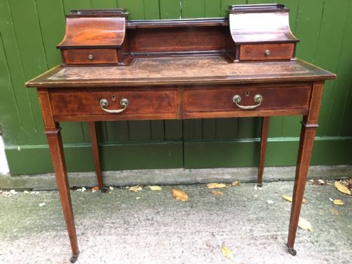 Late C19th /Early C20th Edwardian Period Mahogany Ladies' Writing Table or 'Bonheur Du Jour' Style Desk .