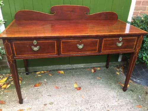 LATE C19TH EARLY C20TH EDWARDIAN PERIOD SATINWOOD CROSSBANDED MAHOGANY SERVING TABLE OF SHERATON REVIVAL DESIGN - ADDITIONAL PHOTO 1