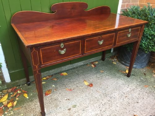 LATE C19TH EARLY C20TH EDWARDIAN PERIOD SATINWOOD CROSSBANDED MAHOGANY SERVING TABLE OF SHERATON REVIVAL DESIGN - ADDITIONAL PHOTO 6