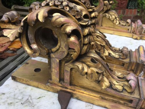 fig 2. Rare set of 4 grand mid C19th 'Country-House' carved gilt-wood corbel curtain-pole supports.