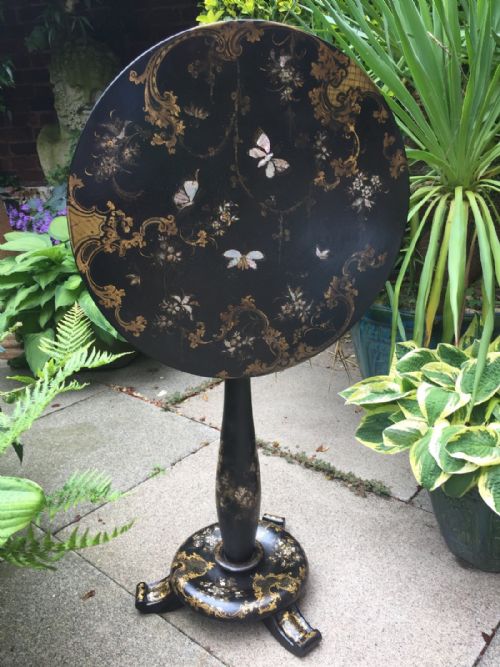 fig 1. Mid C19th Victorian period papier-mache tip-top occasional table in the manner of Jennens & Bettridge.