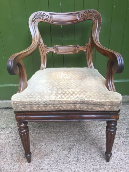 fig 1. Early C19th George IV period mahogany desk armchair of substantial proportions in the manner of Gillows of Lancaster.