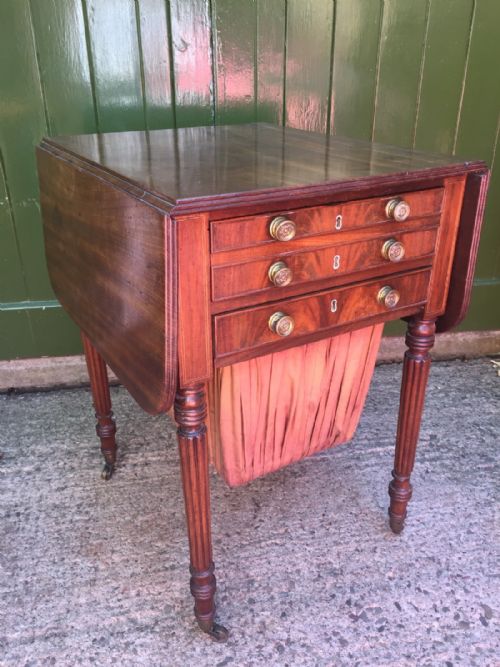 Early C19th Regency Period Mahogany Drop-leaf Pembroke Sewing Table with Fitted Writing Drawer , in the Manner of Gillows of Lancaster.