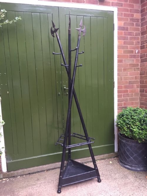 UNUSUAL AND DECORATIVE LATE C19TH FRENCH EBONISED HAT COAT AND STICKSTAND FORMED AS 3 CROSSED HALBERDS OR PIKES - ADDITIONAL PHOTO 3
