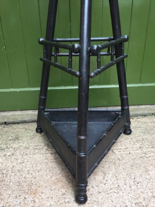 UNUSUAL AND DECORATIVE LATE C19TH FRENCH EBONISED HAT COAT AND STICKSTAND FORMED AS 3 CROSSED HALBERDS OR PIKES - ADDITIONAL PHOTO 9
