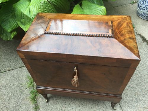 FINE QUALITY EARLY C19TH REGENCY PERIOD MAHOGANY CELLARETTE - ADDITIONAL PHOTO 4