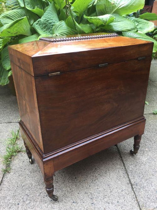FINE QUALITY EARLY C19TH REGENCY PERIOD MAHOGANY CELLARETTE - ADDITIONAL PHOTO 6