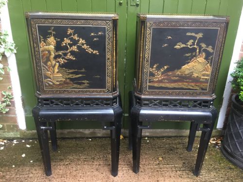 Fine and Decorative Pair of C19th Chinoiserie Lacquer Cabinets-on-stands.