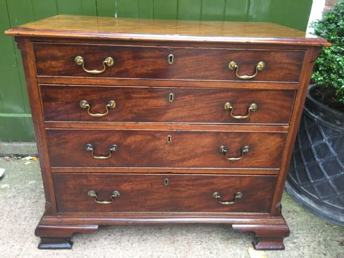 Mid C18th George II Period Mahogany Chest of Drawers of Exceptional Colour and Originality.