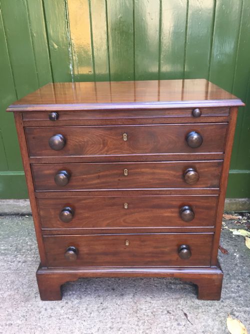 Neat C19th Mahogany Chest of Drawers of Late C18th Design.