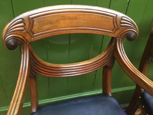 PAIR OF EARLY C19TH REGENCY PERIOD CARVED MAHOGANY ARMCHAIRS WITH STYLISH 'SWAG ' OR LAMBREQUIN BACK SPLATS - ADDITIONAL PHOTO 2