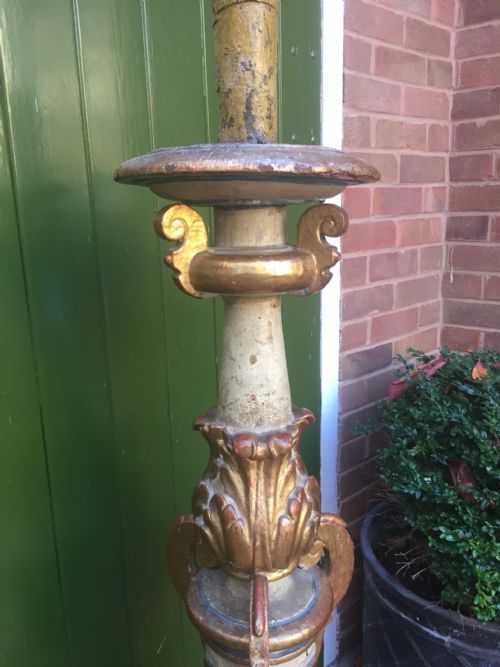 LARGE PAIR OF C18TH GILTWOOD DECORATED BAROQUE STYLE ALTARTYPE CANDLEHOLDERS OF IMPRESSIVE PROPORTIONS - ADDITIONAL PHOTO 6