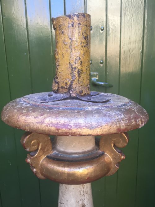 LARGE PAIR OF C18TH GILTWOOD DECORATED BAROQUE STYLE ALTARTYPE CANDLEHOLDERS OF IMPRESSIVE PROPORTIONS - ADDITIONAL PHOTO 13