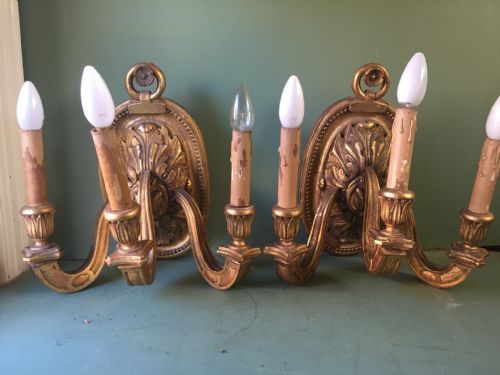 SET OF 4 EARLY C20TH ITALIAN CARVED GILTWOOD 3BRANCH WALLLIGHTS OR SCONCES - ADDITIONAL PHOTO 3