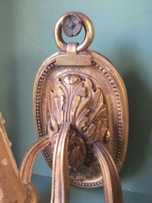 SET OF 4 EARLY C20TH ITALIAN CARVED GILTWOOD 3BRANCH WALLLIGHTS OR SCONCES - ADDITIONAL PHOTO 5