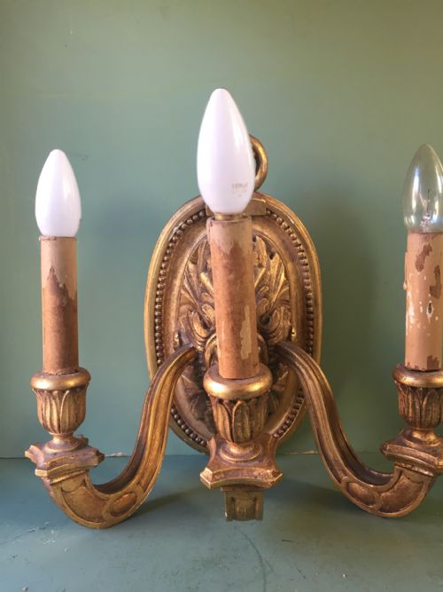 SET OF 4 EARLY C20TH ITALIAN CARVED GILTWOOD 3BRANCH WALLLIGHTS OR SCONCES - ADDITIONAL PHOTO 15
